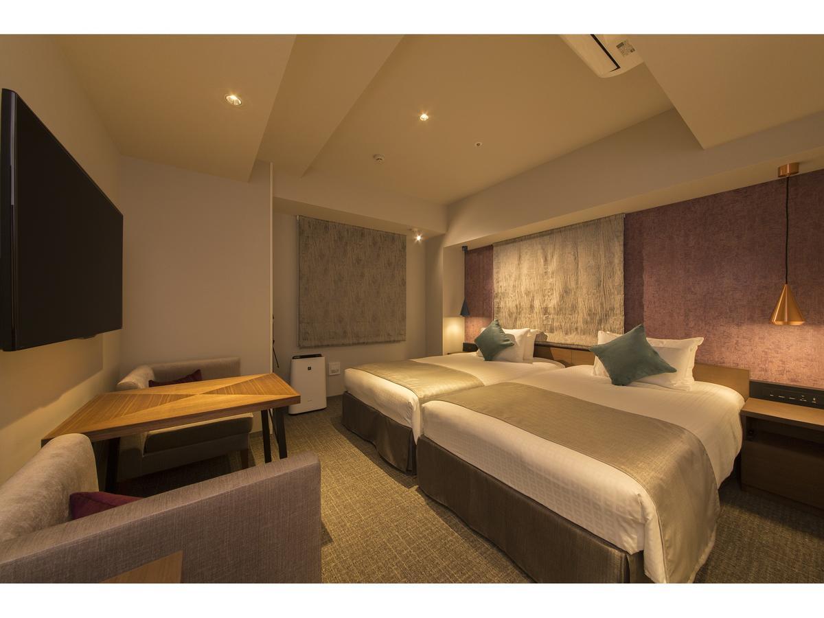 Superior Twin Room 2 Single Beds